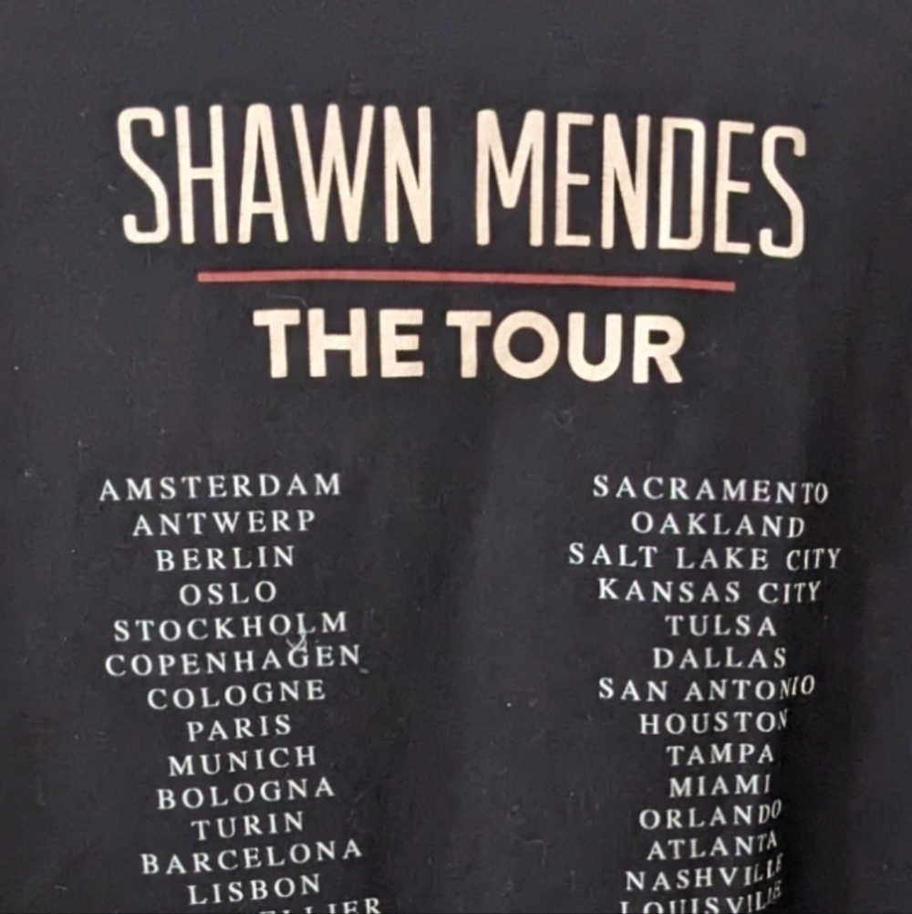 Shawn Mendes combo wonder world tour banner the tour merch t-shirt women's sizeM - Picture 8 of 11